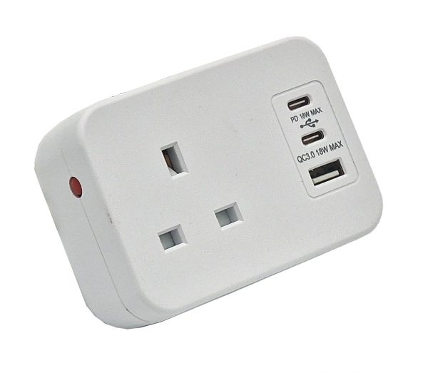 Hicon one single uk socket desktop power unit with dual USB white